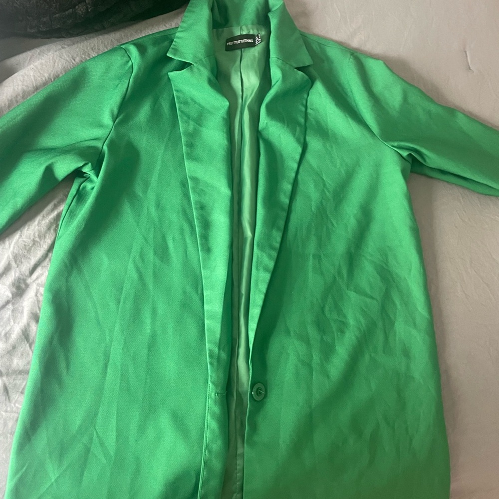 Prettylittlething Green Blazer